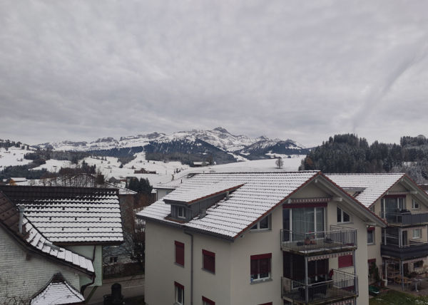 Waldstatt mit Wolken